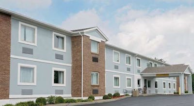 Super 8 by Wyndham Lexington/Hamburg Area