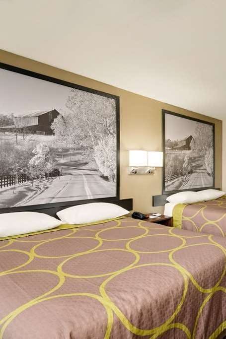 Hotel Super 8 by Wyndham Lexington/Hamburg Area photo 2