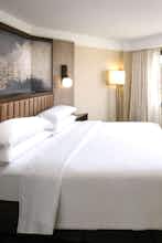 Hotel Embassy Suites Tysons Corner photo 1
