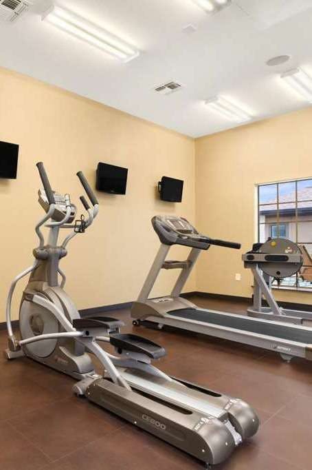 Hotel Microtel Inn & Suites by Wyndham Round Rock photo 5