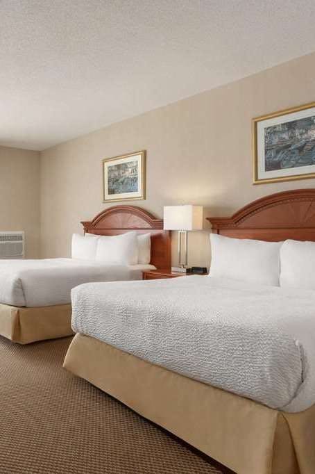 Hotel Days Inn by Wyndham London photo 3