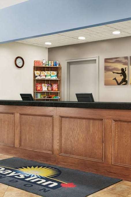 Hotel Days Inn by Wyndham London photo 5