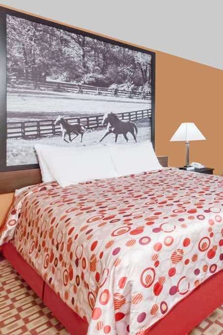 Hotel Super 8 Bowling Green KY photo 1