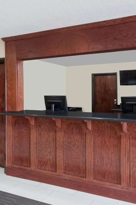 Hotel Super 8 Bowling Green KY photo 5