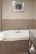 Hotel Wyndham Garden State College photo 4
