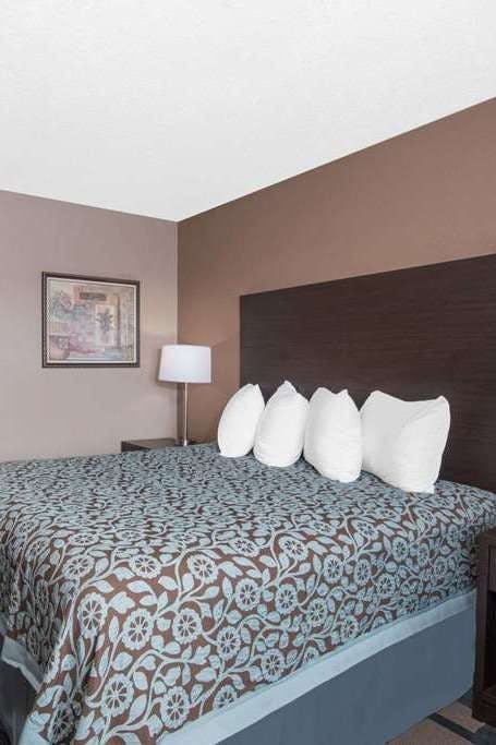 Hotel Days Inn by Wyndham Watertown photo 1