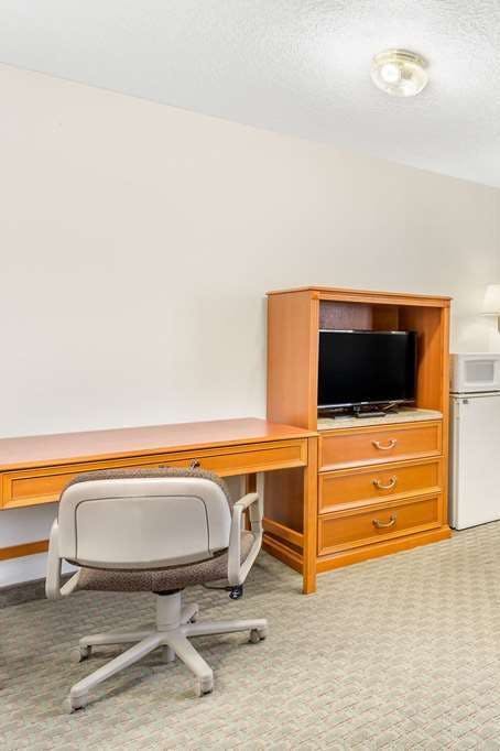 Hotel Super 8 by Wyndham Price photo 3