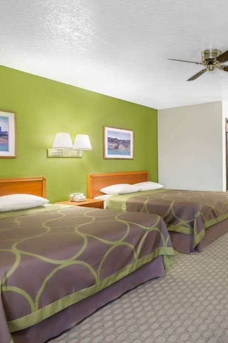 Hotel Super 8 by Wyndham Price photo 2