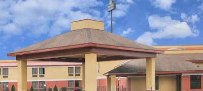 Days Inn and Suites Casey