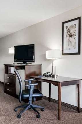 Hotel Baymont by Wyndham Bloomington MSP Airport photo 3