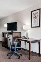 Hotel Baymont IS Bloomington MSP AP photo 3