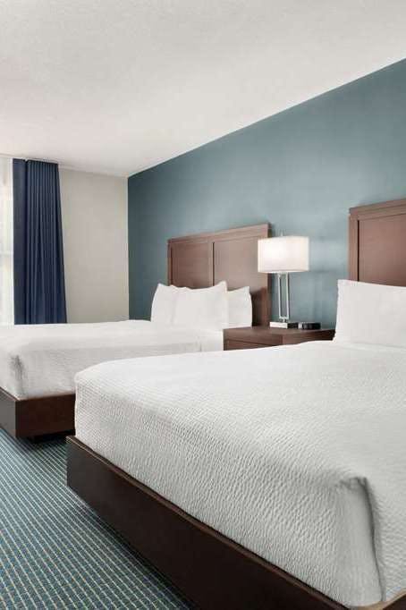 Hotel Days Inn by Wyndham Sarnia Harbourfront photo 2