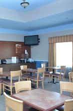 Hotel Baymont Brenham photo 4