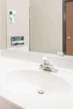 Hotel Super 8 by Wyndham Bolivar photo 4