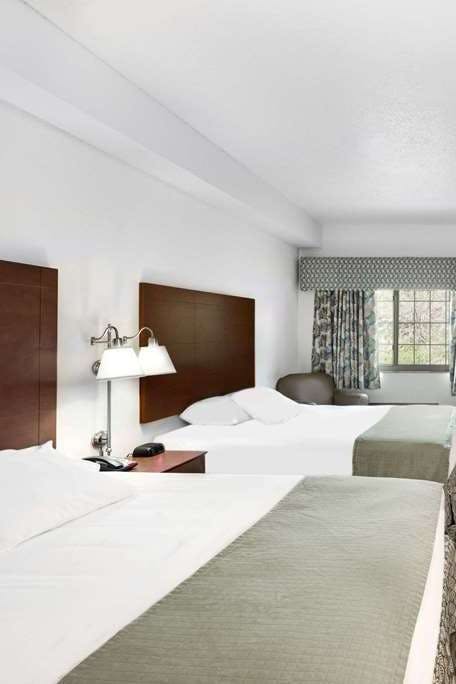 Hotel Days Inn Carroll photo 2