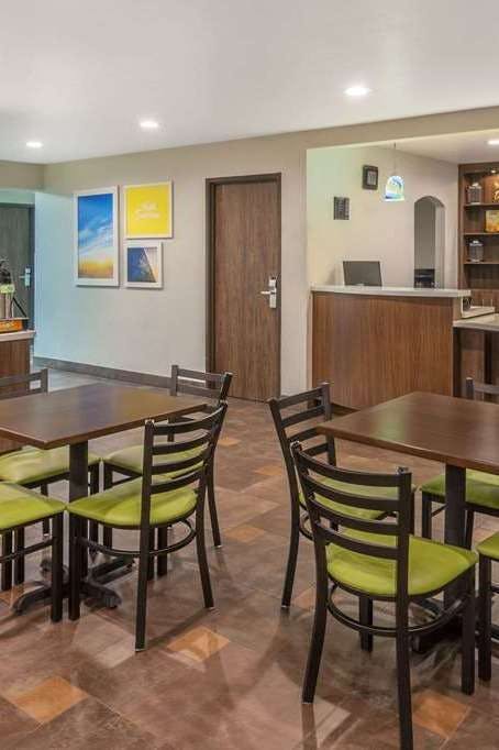 Hotel Days I And S Flagstaff East photo 5