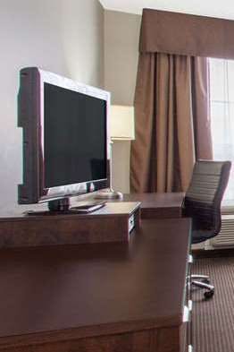 Hotel Super 8 Red Lake ON photo 3