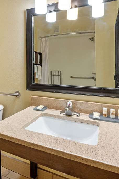 Hotel La Quinta Inn & Suites by Wyndham Boise Airport photo 5
