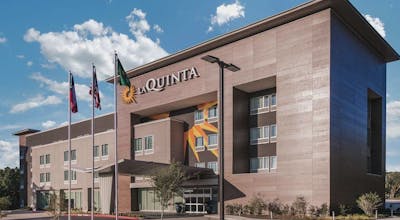 La Quinta Inn & Suites by Wyndham Dallas - Richardson