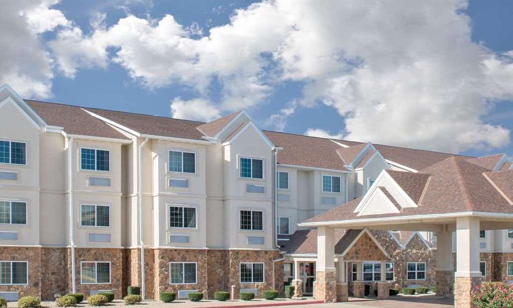 Microtel Inn & Suites by Wyndham Quincy Downtown/River Area