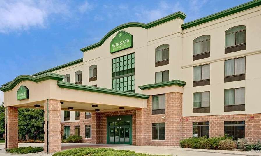 Wingate by Wyndham Fargo