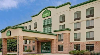 Wingate by Wyndham Fargo
