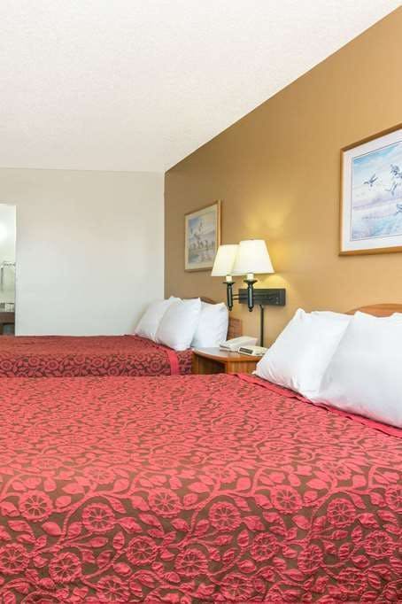 Hotel Days Inn Paxton photo 2