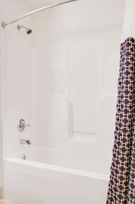 Hotel Super 8 by Wyndham Dalton photo 5