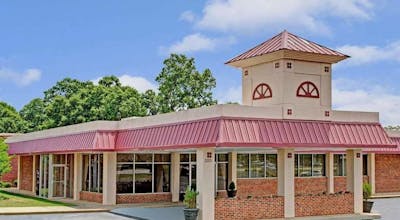 Super 8 by Wyndham Gaffney