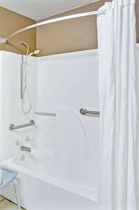 Hotel Super 8 by Wyndham Gaffney photo 5