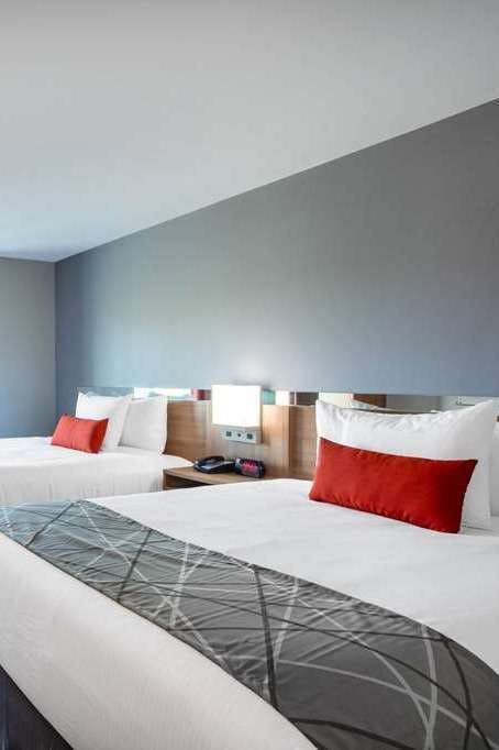 Hotel Microtel Inn & Suites by Wyndham Amsterdam photo 2