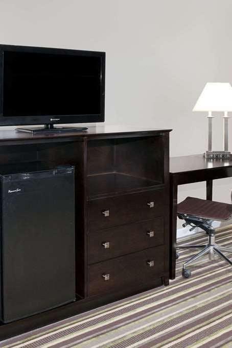 Hotel Super 8 by Wyndham Morton Grove/Chicago photo 3