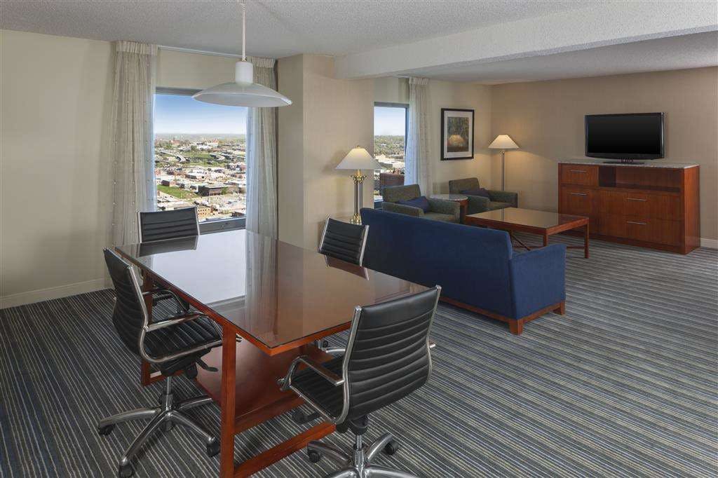 Hotel Sheraton Kansas City Hotel at Crown Center photo 2