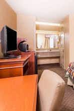 Hotel Super 8 Macon West photo 3