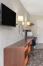 Hotel Howard Johnson Inn Athens photo 4