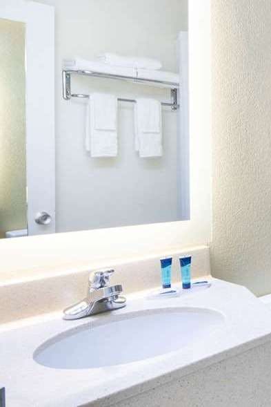 Hotel Howard Johnson by Wyndham Athens photo 5