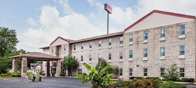 Ramada Sellersburg