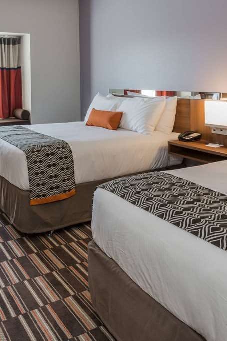 Hotel Microtel Inn & Suites by Wyndham Tioga photo 2