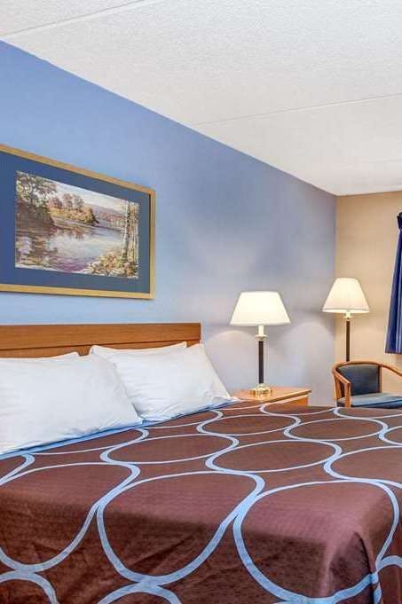 Hotel Super 8 by Wyndham Mahwah photo 1