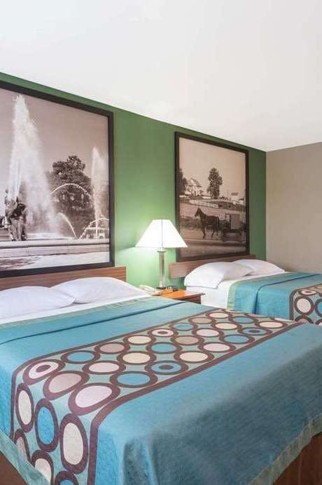 Hotel Super 8 by Wyndham Greencastle photo 2