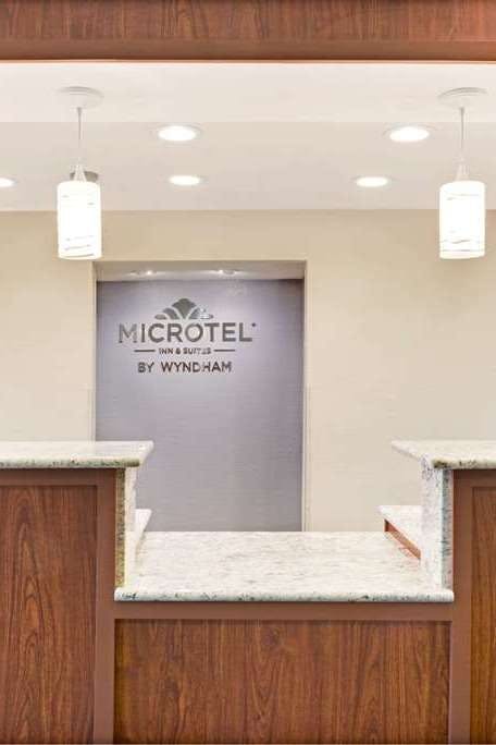 Hotel Microtel Inn & Suites by Wyndham Urbandale/Des Moines photo 4
