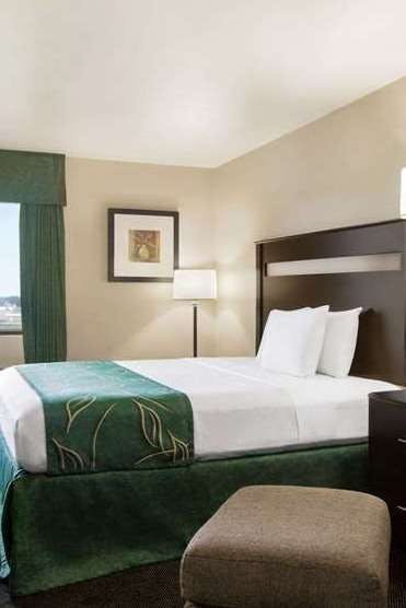 Hotel Travelodge Livonia photo 1