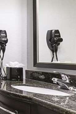 Hotel La Quinta Inn & Suites by Wyndham Dallas - Hutchins photo 5