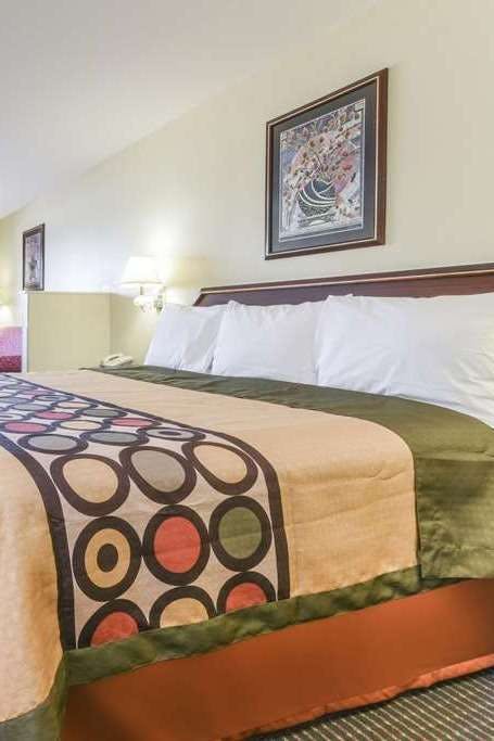 Hotel Super 8 by Wyndham Burleson Fort Worth Area photo 1