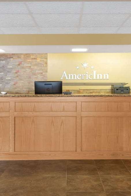 Hotel AmericInn by Wyndham Calumet photo 3