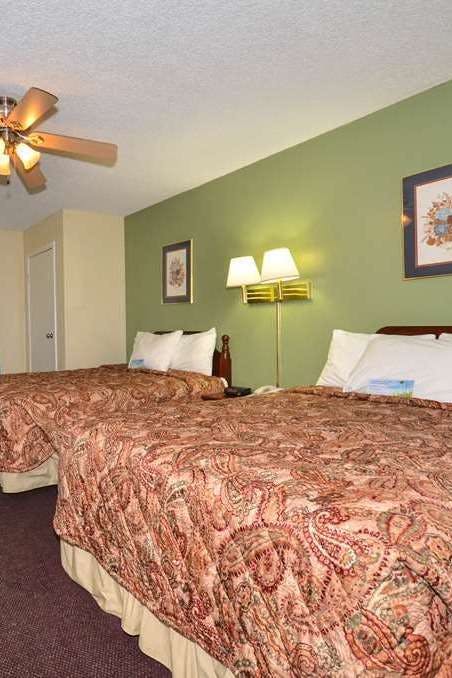 Hotel Days Inn by Wyndham Southern Hills/ORU photo 2