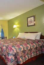 Hotel Days Inn Southern Hills/ORU photo 1