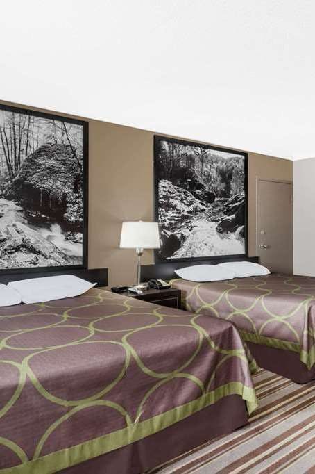Hotel Super 8 - Monteagle TN photo 2