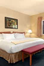Hotel DI Conference Center Penticton photo 1