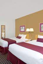 Hotel Ramada Richland Center photo 2